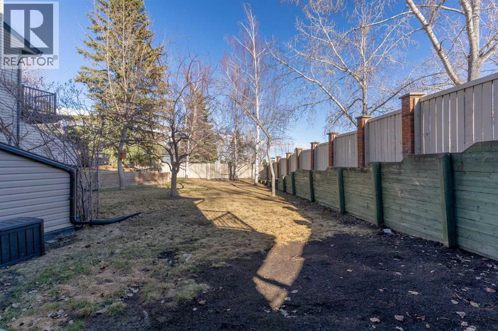 33, 448 Strathcona Drive SW - photo 47