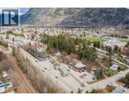 755/789 Columbia Avenue, Castlegar, BC V1N1H1 Photo 38