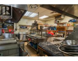 755/789 Columbia Avenue, Castlegar, BC V1N1H1 Photo 12
