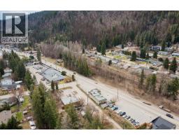755/789 Columbia Avenue, Castlegar, BC V1N1H1 Photo 41