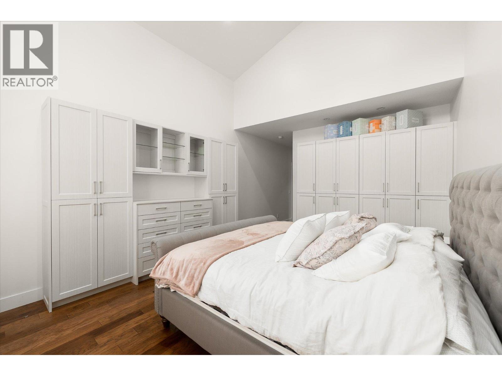 4702 McCulloch Road, Kelowna