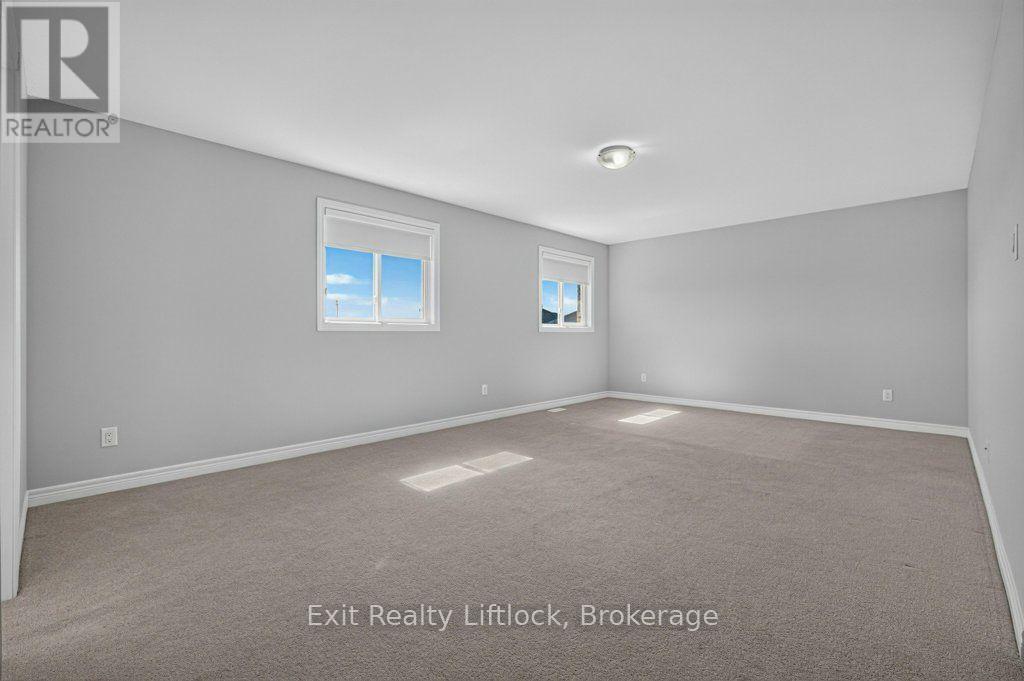 41 MARYANN LANE - 23