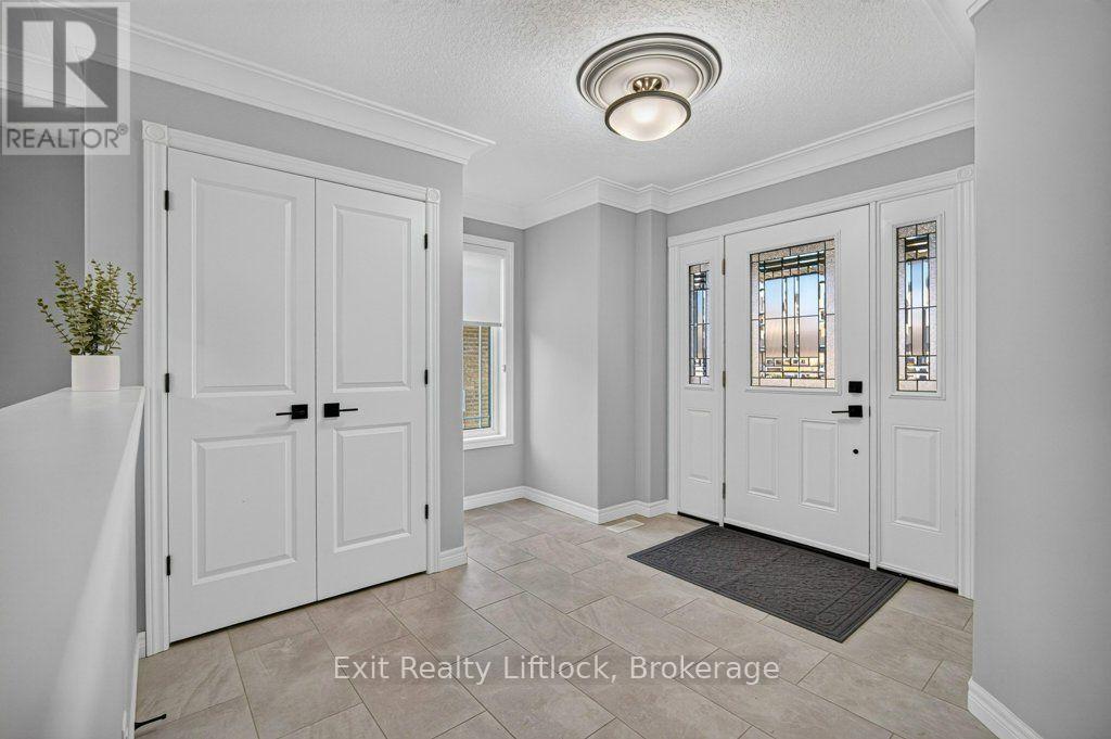 41 MARYANN LANE - 3