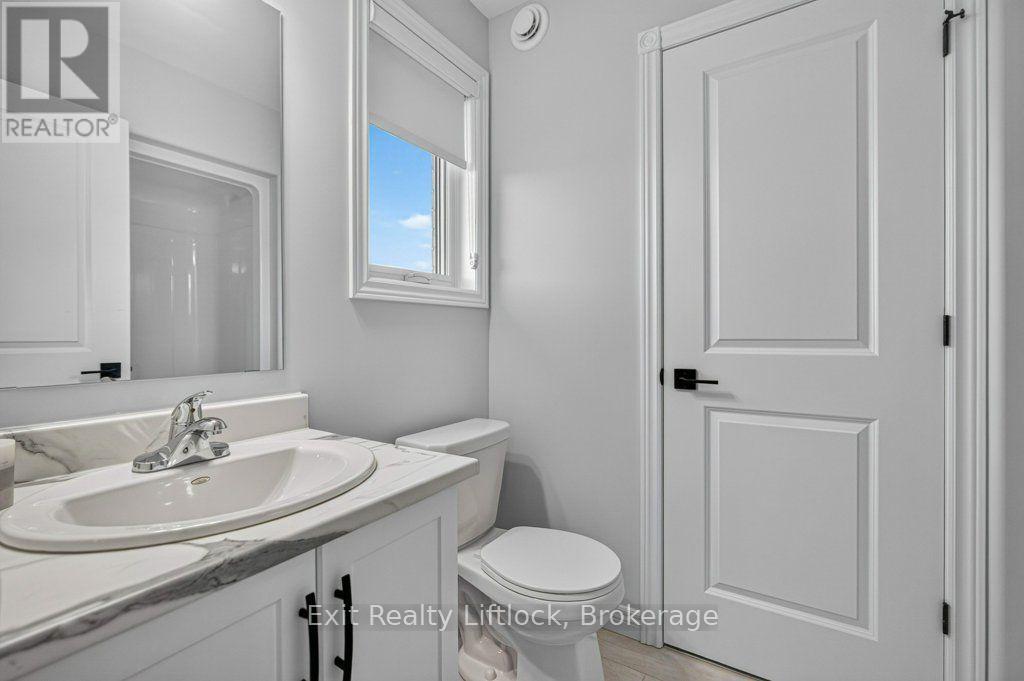 41 MARYANN LANE - 39