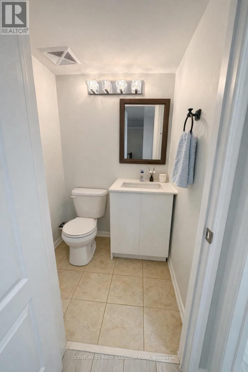 #2 35 HAYS BOULEVARD - 17