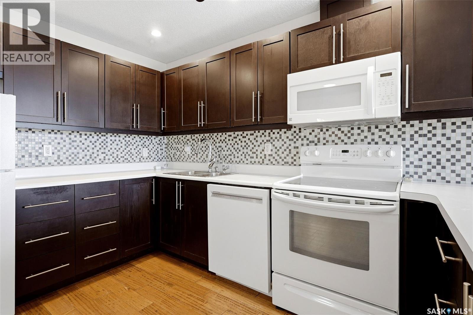 605 4545 Rae STREET, Regina — photo 8