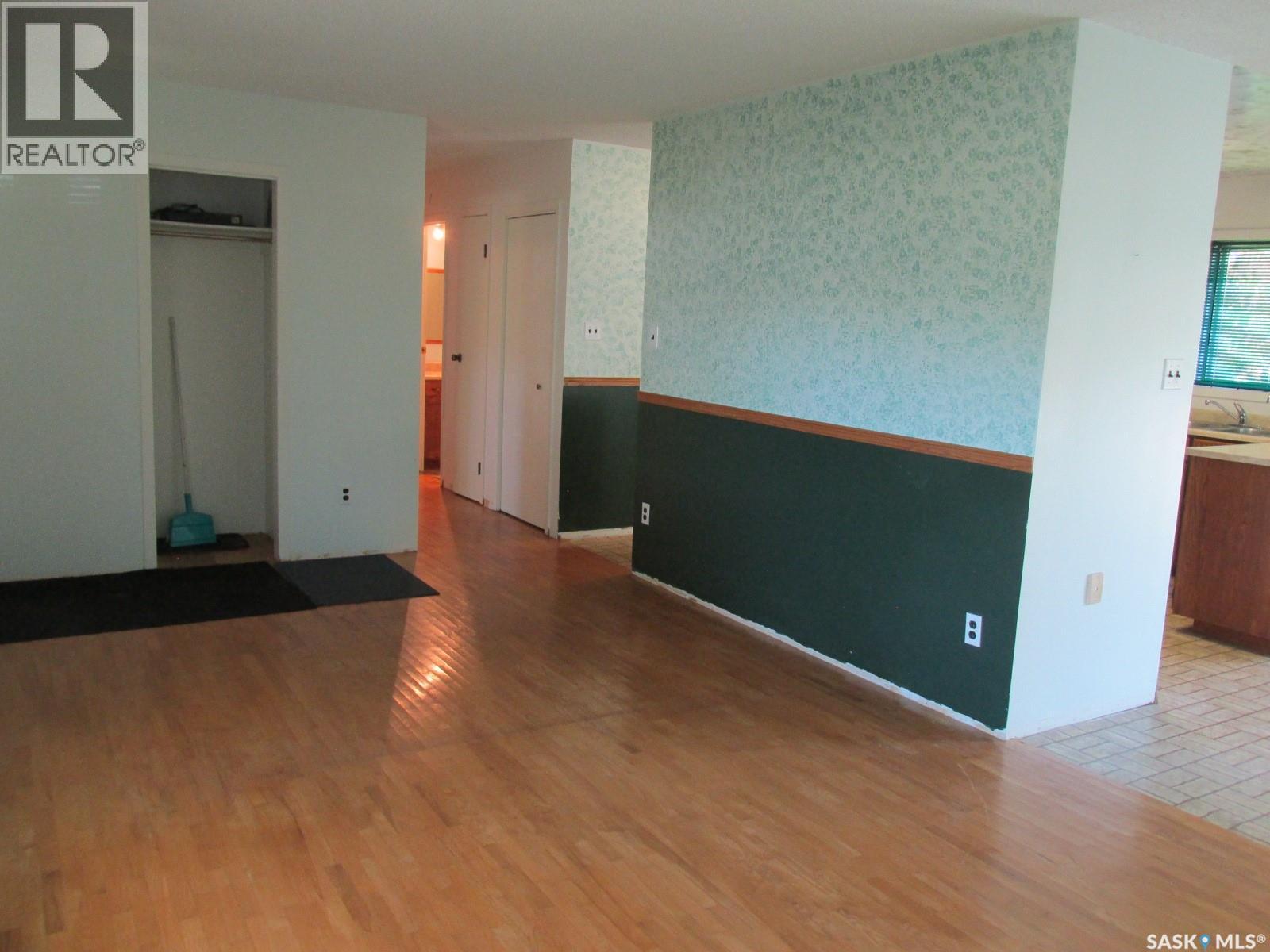 412 Guloien AVENUE, White Fox — photo 11