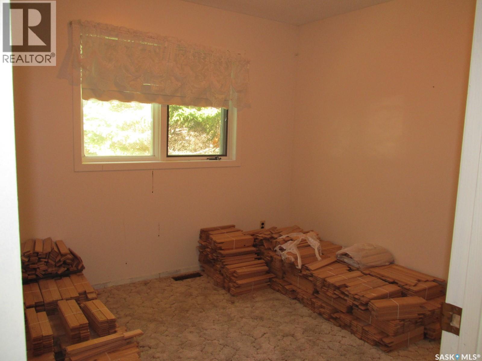 412 Guloien AVENUE, White Fox — photo 15