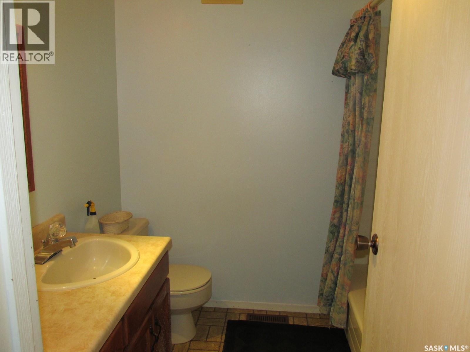 412 Guloien AVENUE, White Fox — photo 17