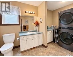21 Wilfred Street, Grand Coulee, SK S4M0A3 Photo 14