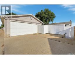 1109 Lillooet Street W, Moose Jaw, SK S6H5A2 Photo 50