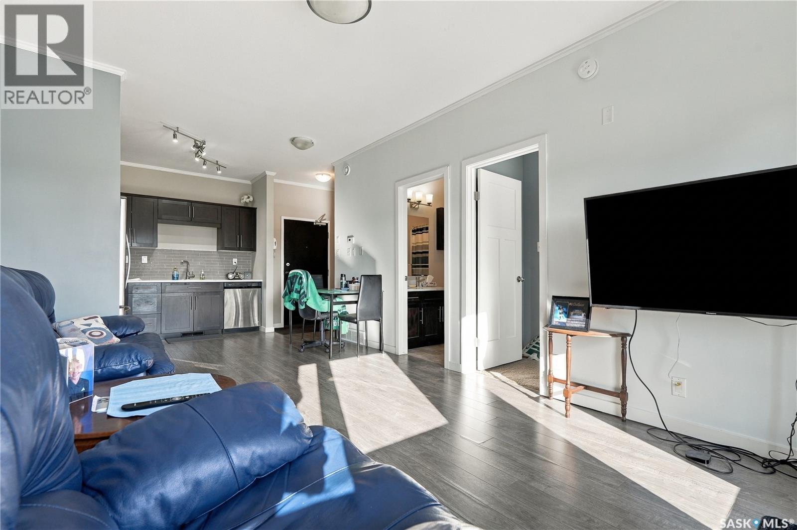 #108 720 Baltzan BOULEVARD - 12