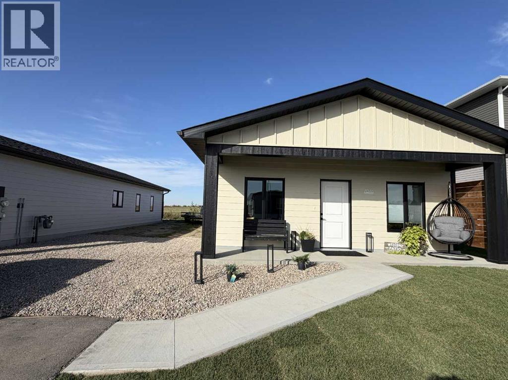 7046 48 Street - 2