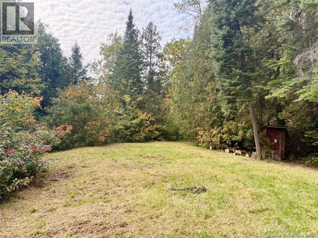 355 St Maure Road - 12