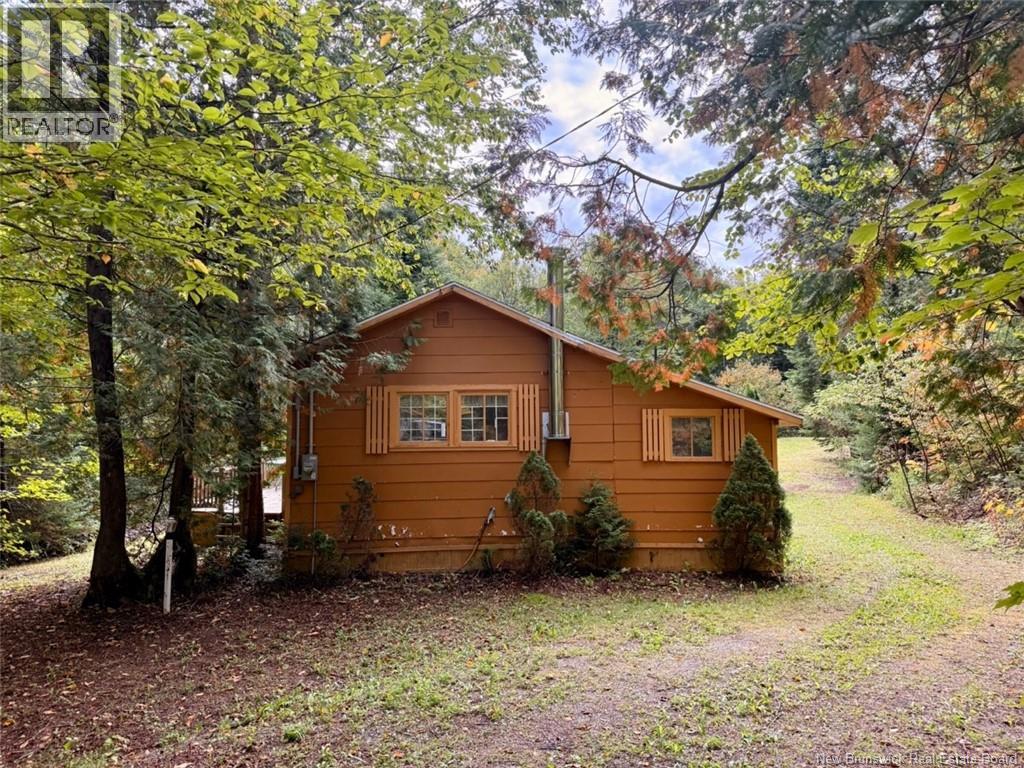 355 St Maure Road - 10
