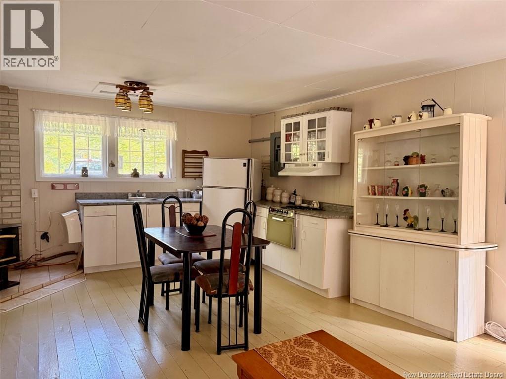 355 St Maure Road - 4