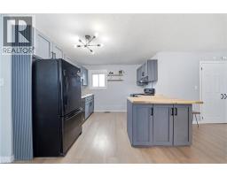 Bedroom - 49 Seventh Avenue, Brantford, ON N3S1B3 Photo 9