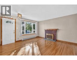 202 McKenzie Avenue, photo 3