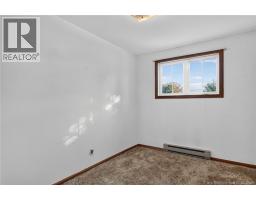 Bedroom - 202 Mckenzie Avenue, Moncton, NB E1C7Z4 Photo 6