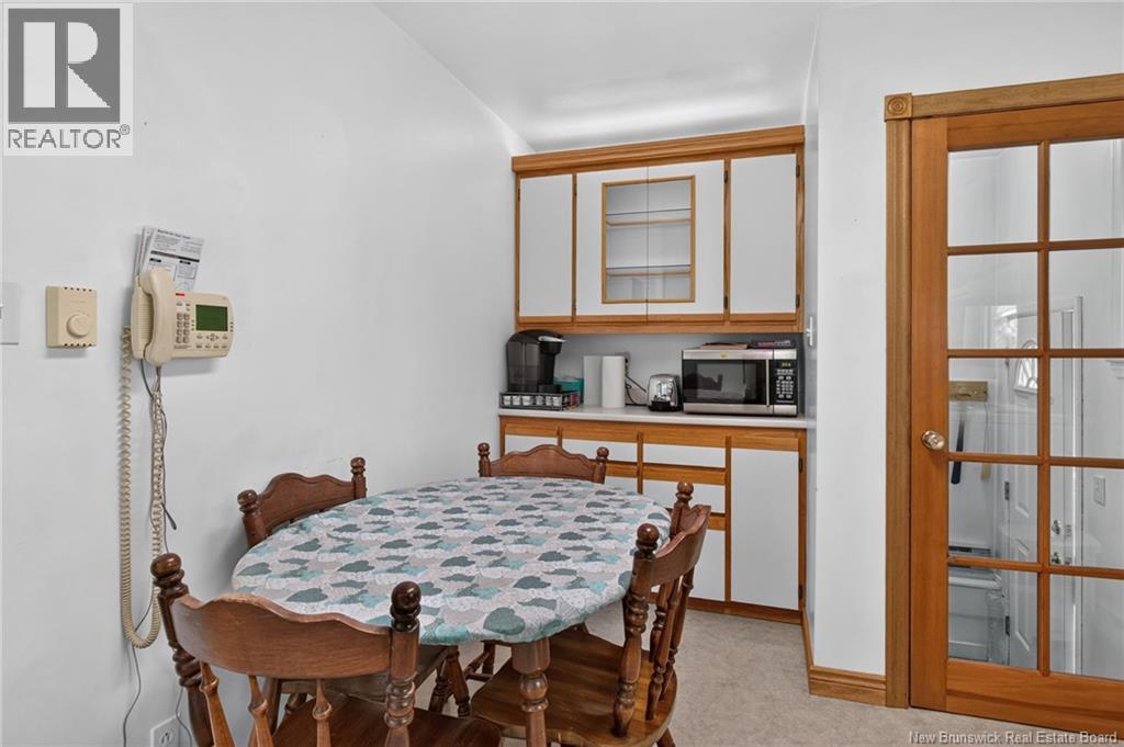202 McKenzie Avenue - 15