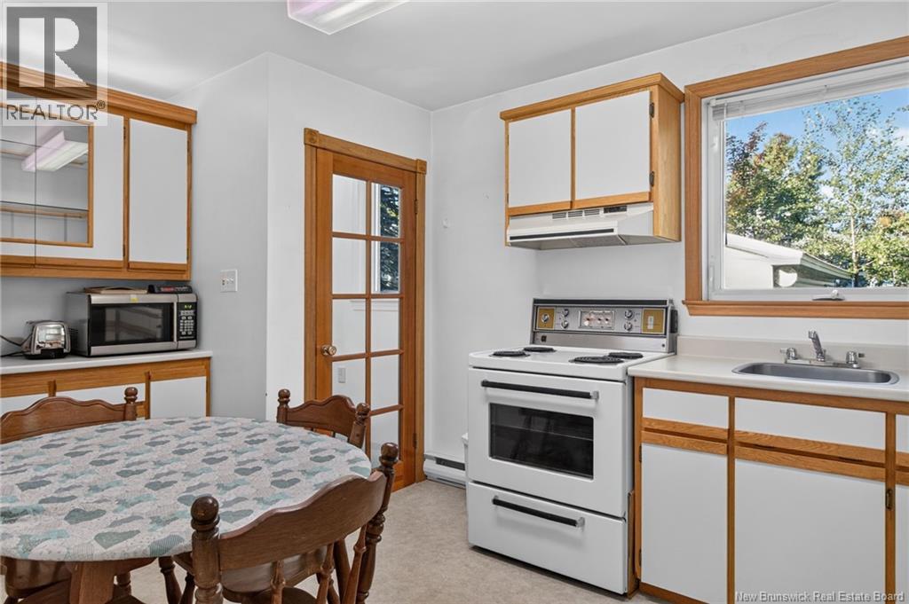 202 McKenzie Avenue - Image 17