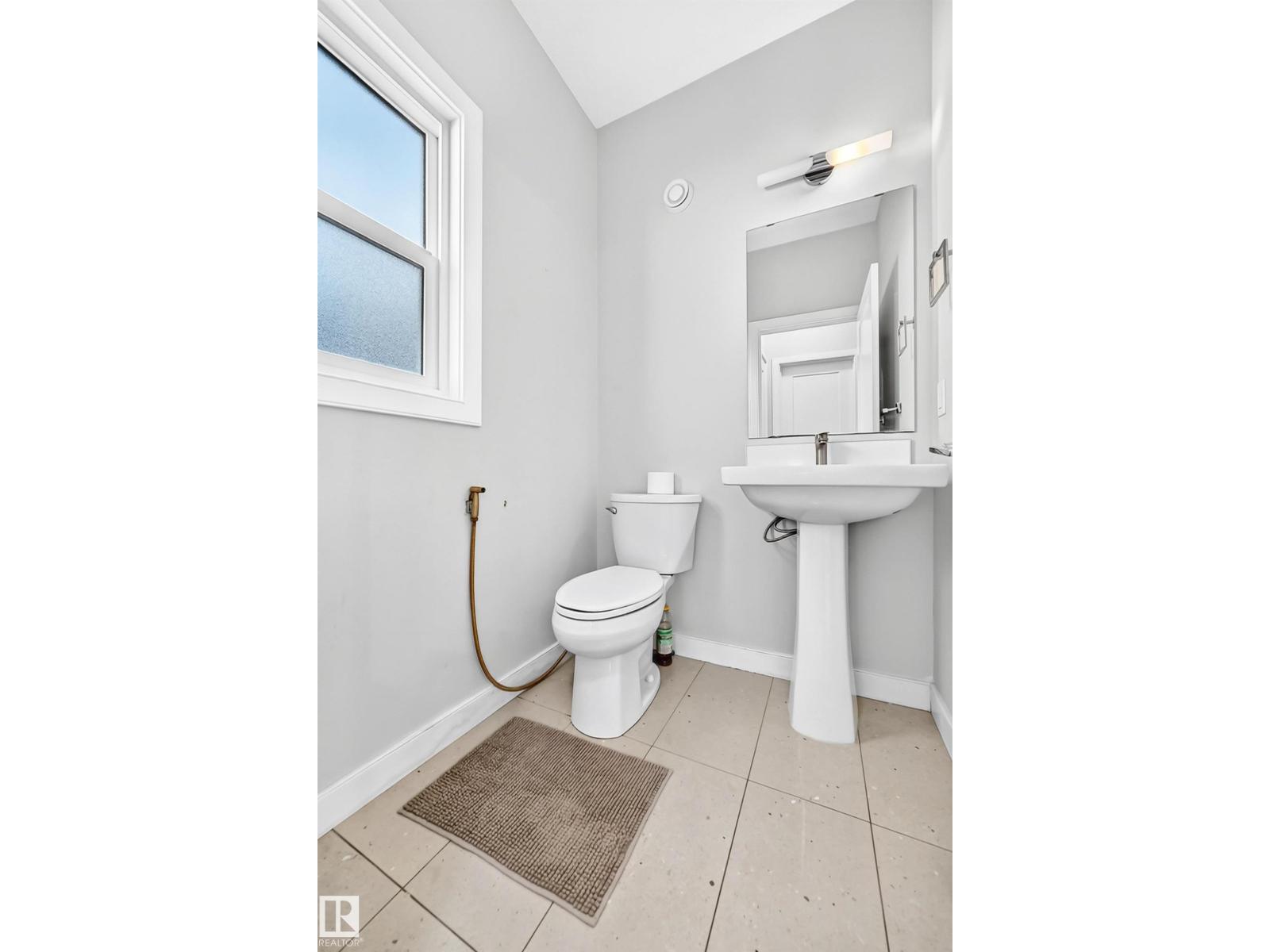 12212 124 ST NW - 20