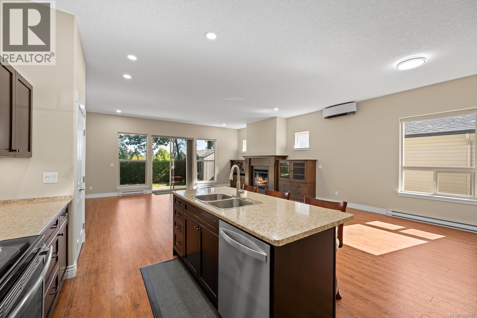 #120 2205 Robert Lang Dr - Image 29