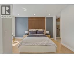 201, 101h Stewart Creek Rise, Canmore, AB T1W0E3 Photo 18