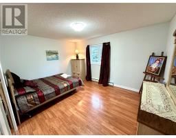 21 Sheppard Street thumbnail 40