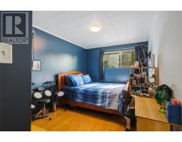 48 Amherst Heights thumbnail 13