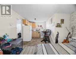 31 Princeton Crescent thumbnail 18