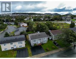 87 Guzzwell Drive thumbnail 28