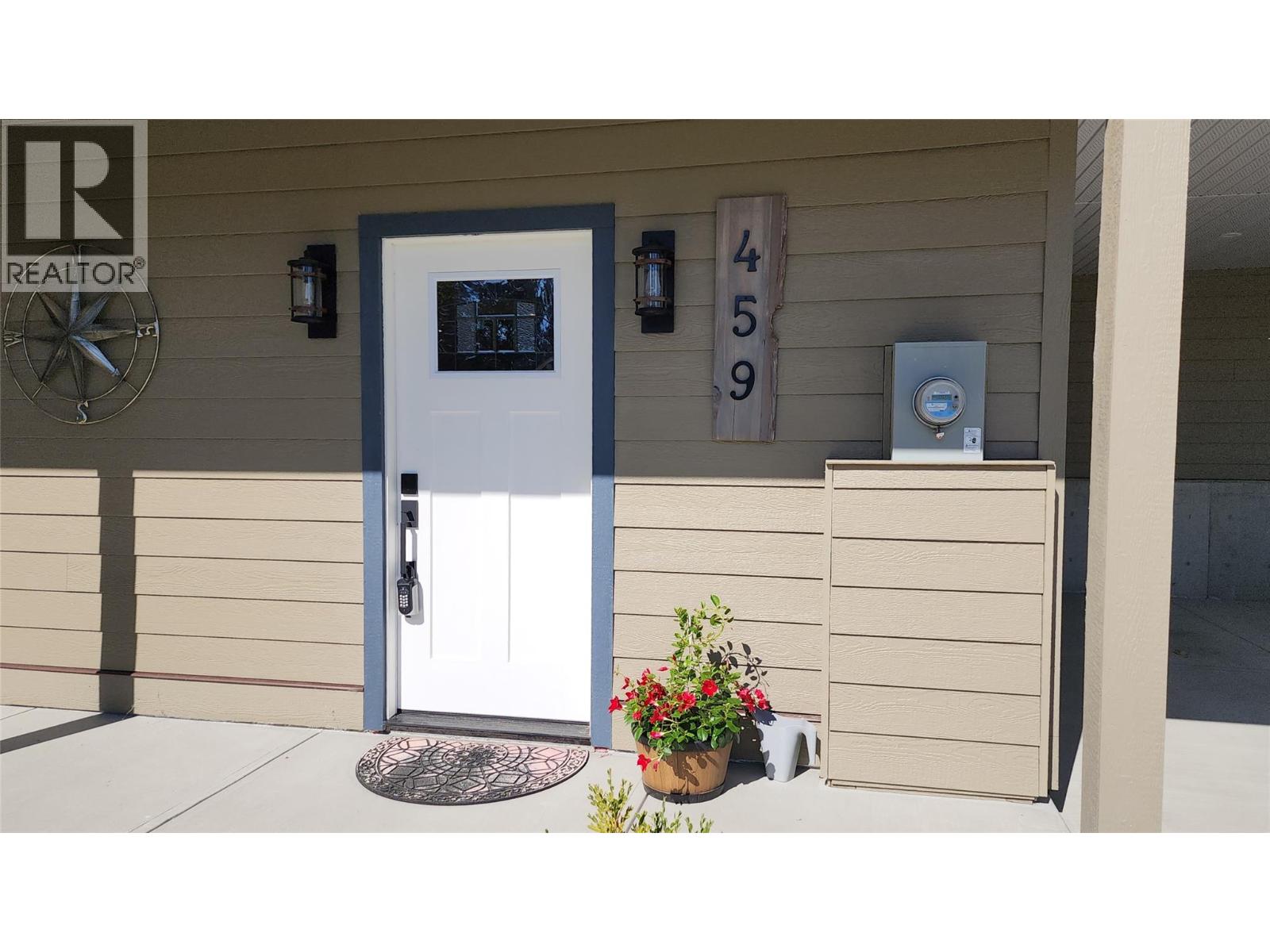 459 Whitman Way - 6