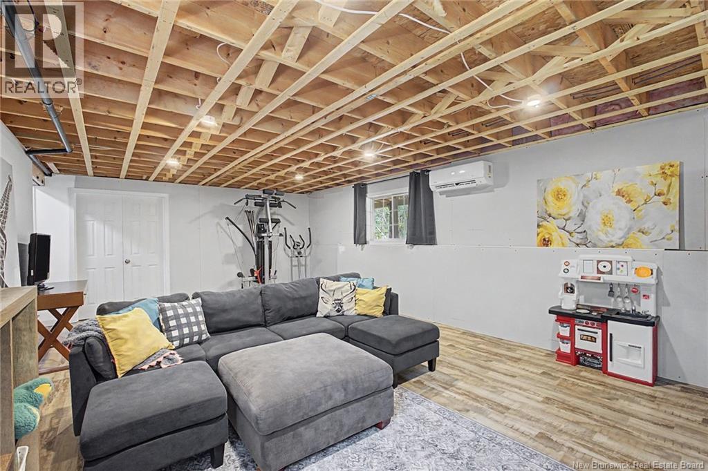 45 Moore Road - 34