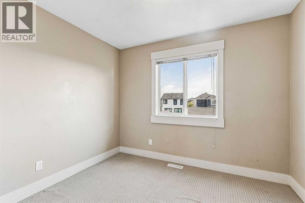 1005 Taradale Drive NE - photo 19
