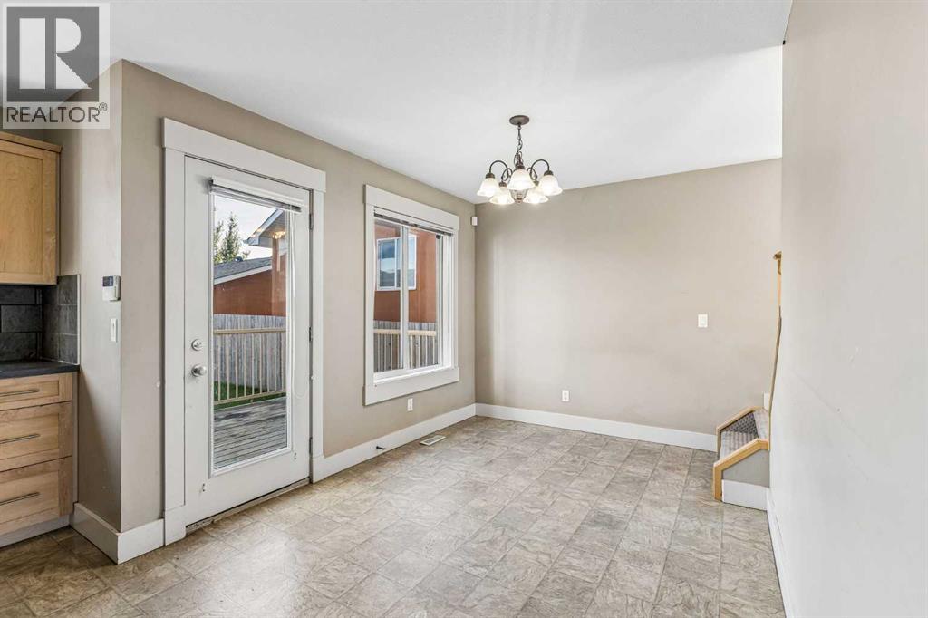 1005 Taradale Drive NE - photo 8
