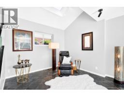 647 Thurston Close, Port Moody, BC V3H4J4 Photo 8