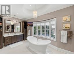 4 Community Circle, Toronto, ON M2R1W5 Photo 24