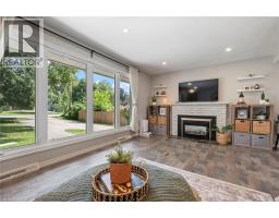 16 Gibson Drive, Simcoe, ON N3Y3L2 Photo 13