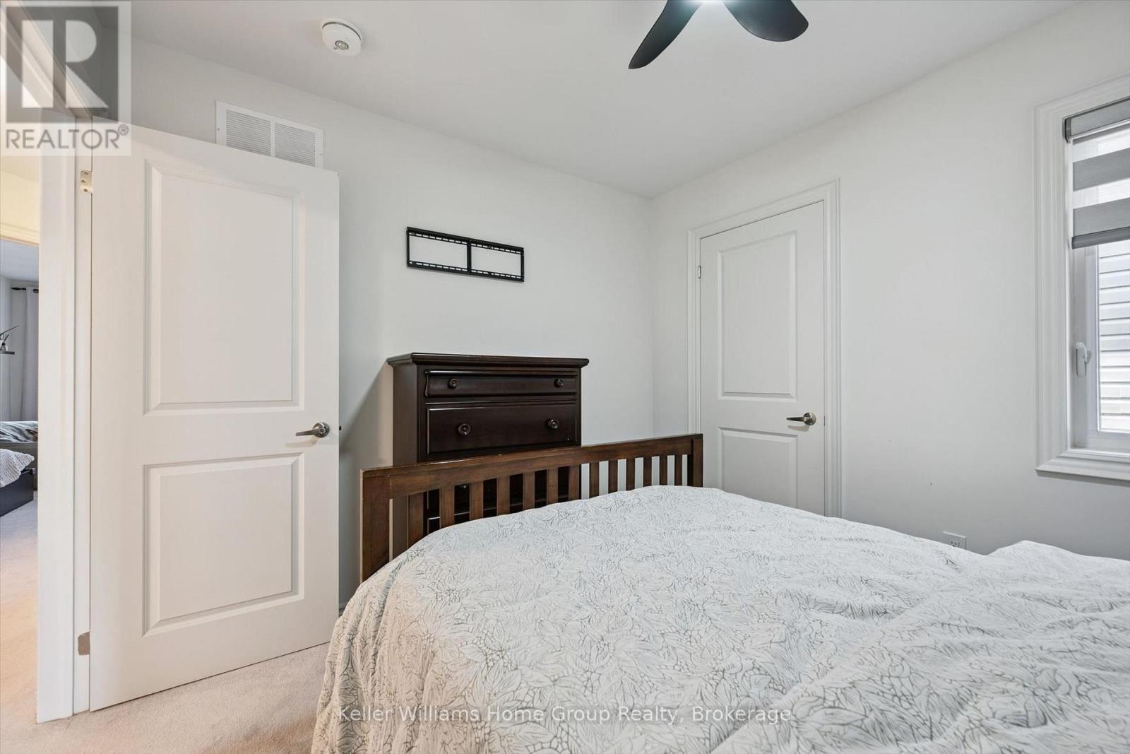 22 HARPIN WAY W - Image 25