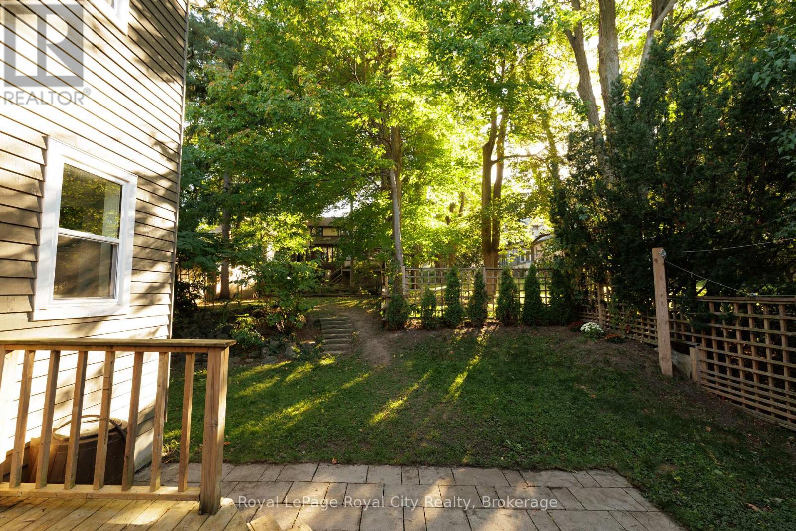 40 LYON AVENUE - Image 38