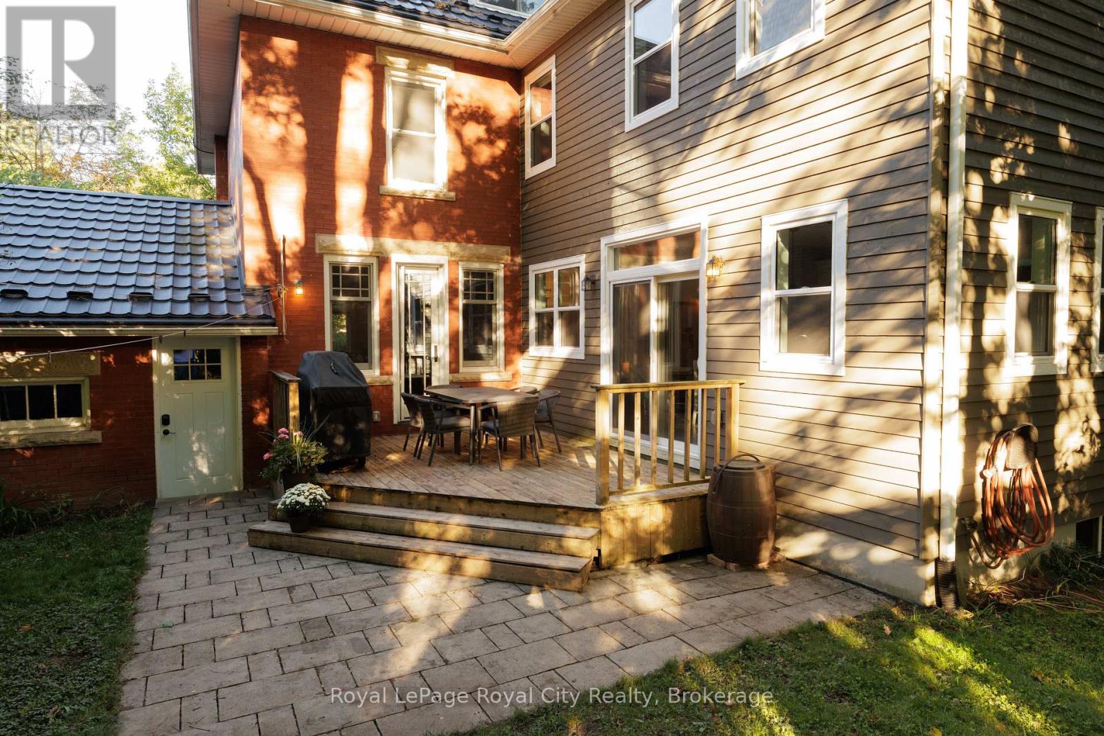 40 LYON AVENUE - Image 42