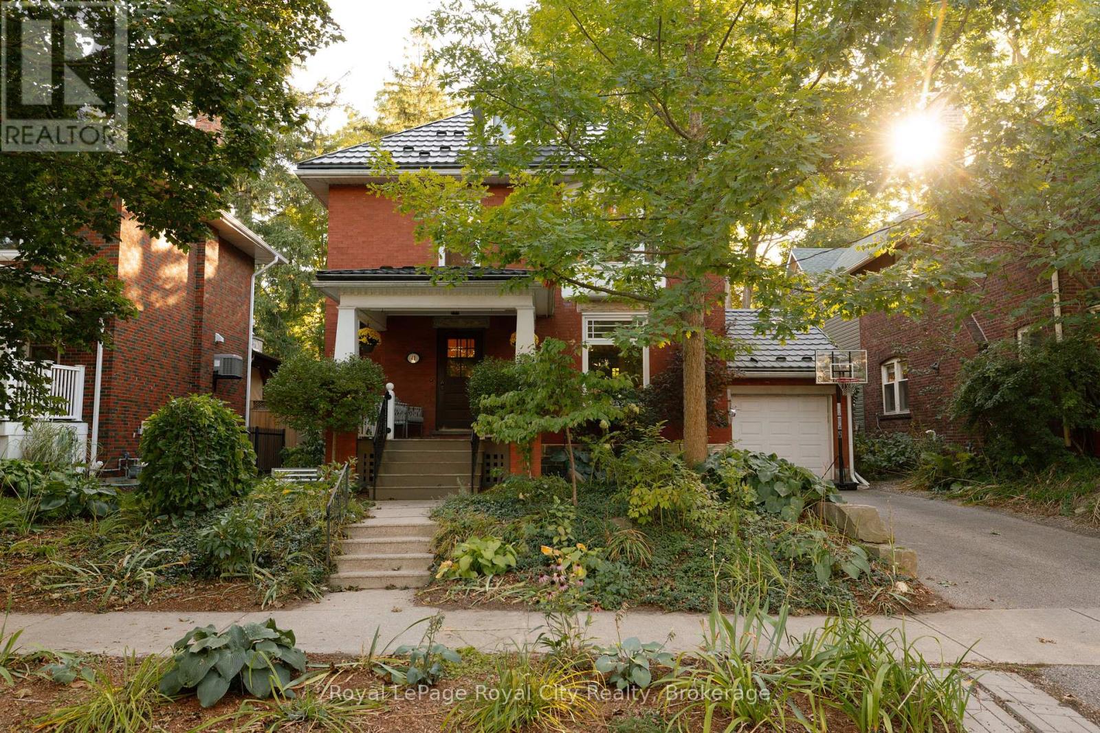 40 LYON AVENUE - Image 43