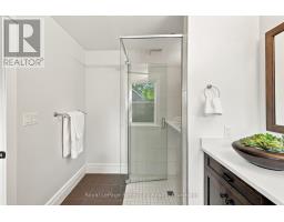 40 Lyon Avenue, Guelph, ON N1H5C6 Photo 24