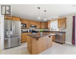 Foyer - 40 Baker Drive, Middle Sackville, NS B4E1V1 Photo 12
