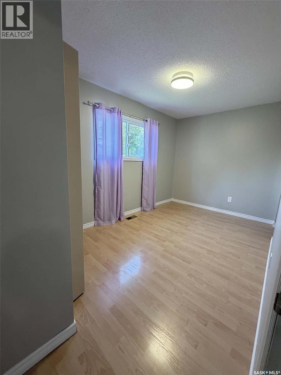 330 Coteau STREET - Image 12