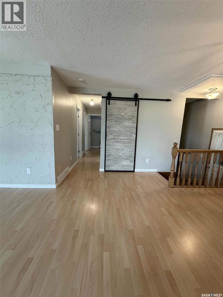 330 Coteau STREET - Image 5
