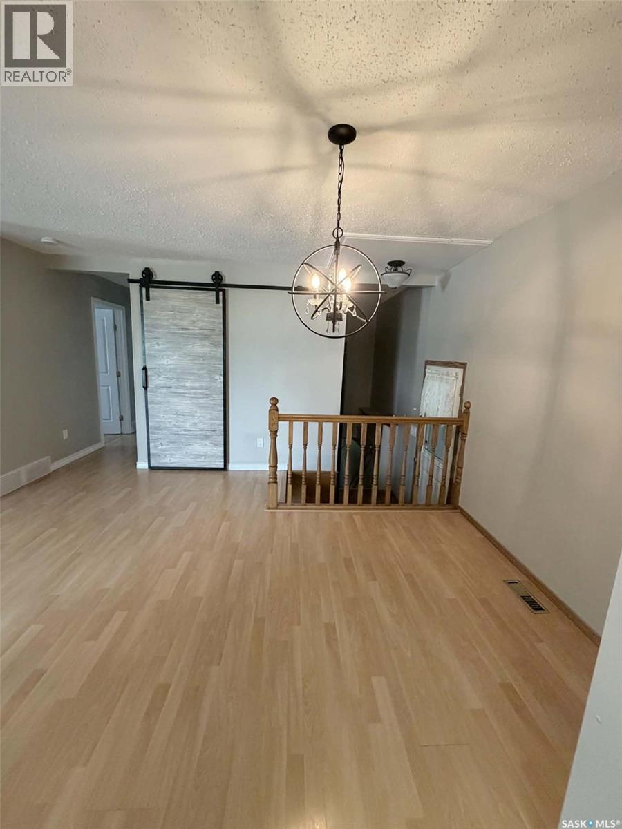 330 Coteau STREET - Image 6