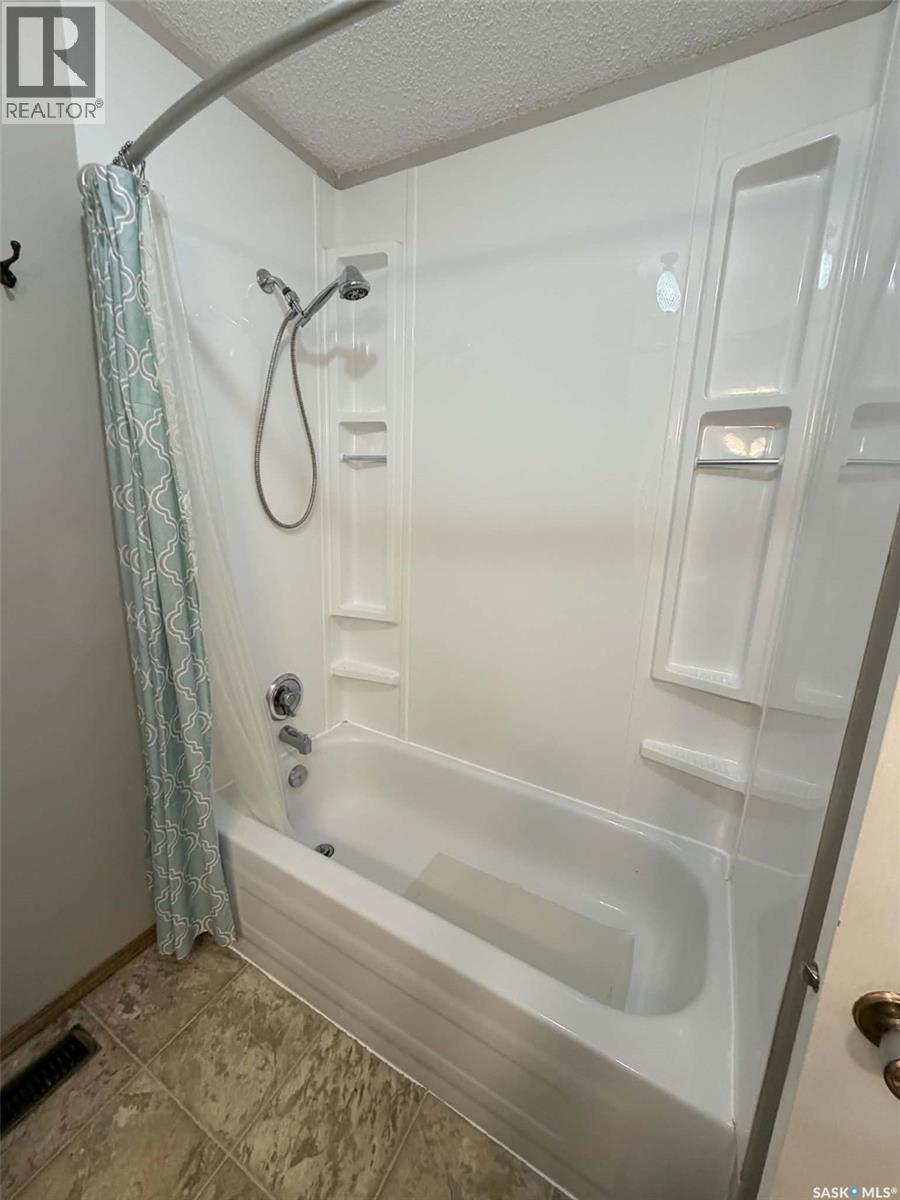 330 Coteau STREET - Image 10