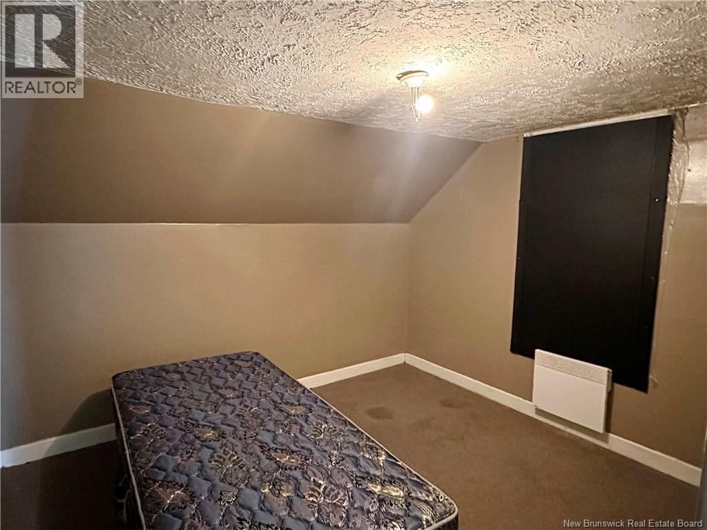 27 Lainey Street - 11